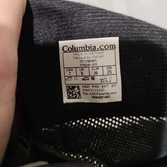 Columbia Womens Size 7 Waterproof 200 grams Winter Snowboots. - Picture 7 of 12